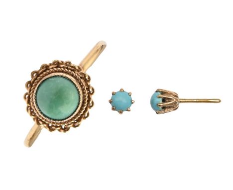 A turquoise ring and pair of ear studs, in gold, 2.2g, size J  Light wear