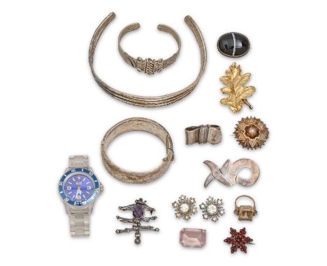 A Norwegian silver torc, a silver bangle and miscellaneous Victorian and later silver and base metal jewellery, etc  As a lot