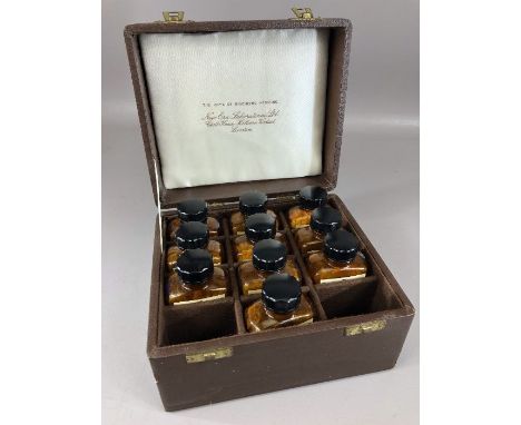 Vintage biochemic / apocathery medicine cased set of 10 glass bottles within wooden box produced by New Era Laboratories Ltd 