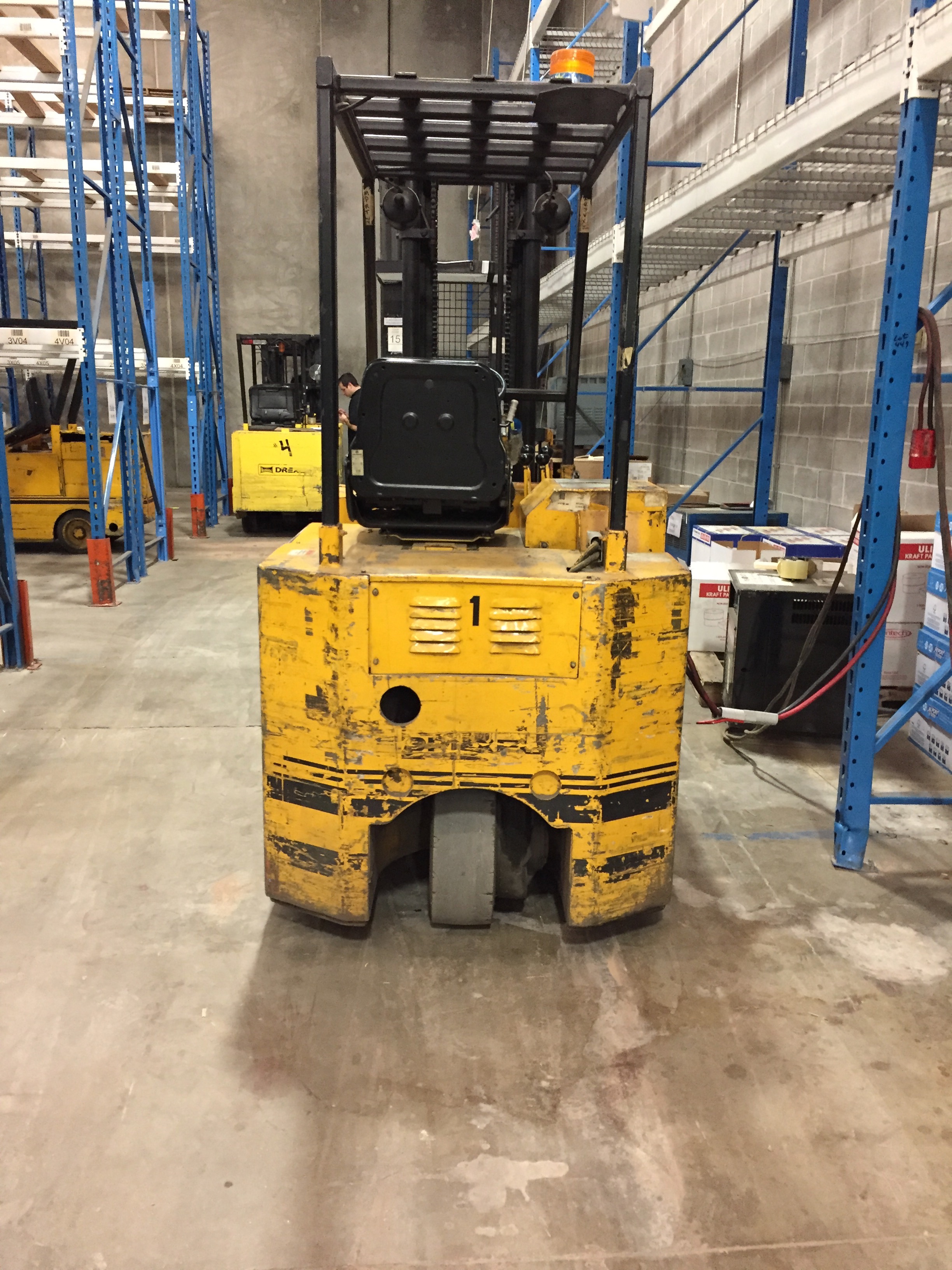 Drexel SL22 Electric Forklift, 2,200 LB Max Capacity, 217" Max Reach, S