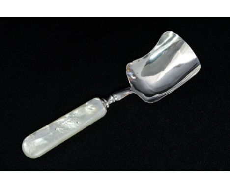 A Victorian sterling silver caddy spoon of scoop form with mother of pearl handle, full hallmarks struck to scoop verso, Geor