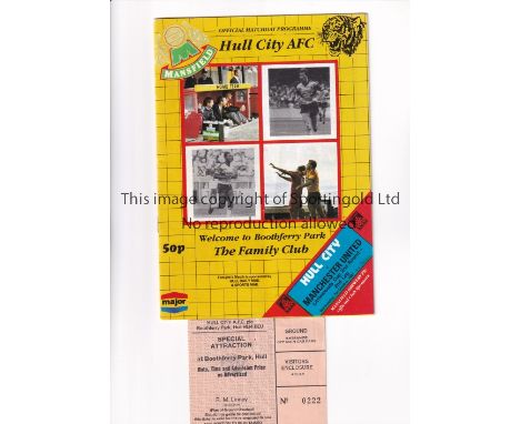MANCHESTER UNITED       Programme and ticket for the away Littlewoods Cup 2nd round v Hull City 7/10/1987.    Generally good