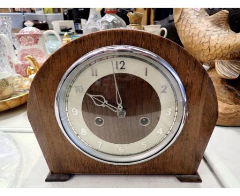 Smiths oak cased mantle clock. Not available for in-house P&amp;P 