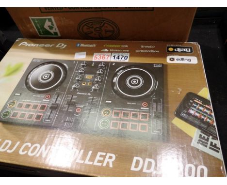 Pioneer Smart DJ controller (DD J-200) together with speaker. All electrical items in this lot have been PAT tested for safet
