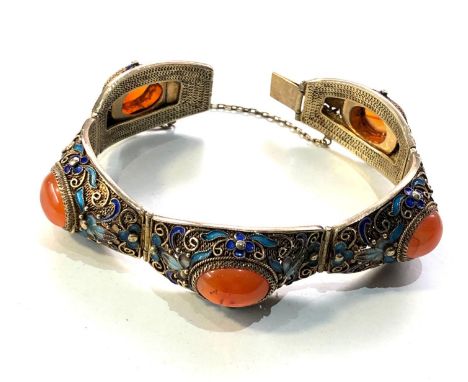 Fine quality vintage Chinese export silver and enamel filigree carnelian bracelet measures approx 17cm long by 1.9cm wide 