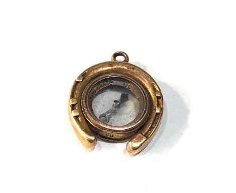 Antique 18ct gold rare horse shoe compass fob charm weight 4.8g 