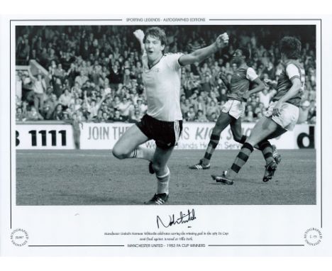 Norman Whiteside Manchester United 12x16 signed Black and White Autographed Editions, Limited Edition photo. Photo shows Whit