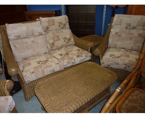 Excellent 5 piece conservatory suite comprising of 2 seat sofa, pair of matching armchairs, coffee table and occasional table