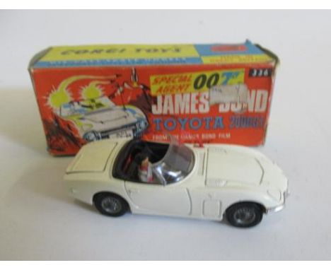 Corgi 336 James Bond Toyota 2000 GT (missing missiles and James Bond passenger and inner box packing), box F, vehicle F