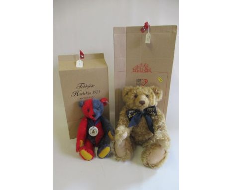 Two boxed Steiff bears, comprising a Centenary Teddy Bear and a Steiff Club Edition 2000/2001 1925 replicaGood overall condit