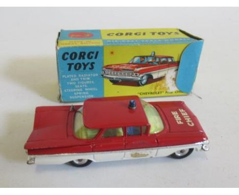 Corgi 482 Fire Chief (car transfer missing), box F, vehicle F