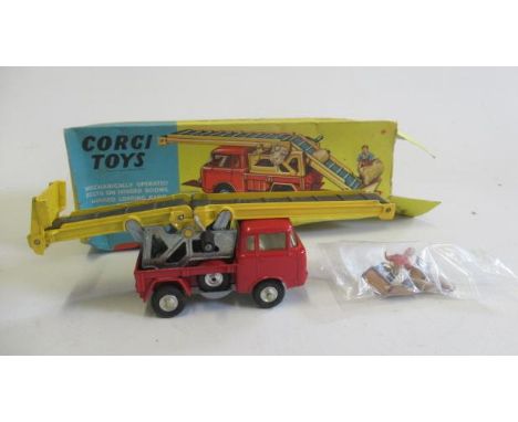 Corgi 64 Jeep F.C. 150 with Conveyor Loader, figure and sacks, box AF, model G-E