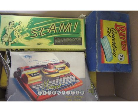 Mettoy typewriter, Bayko Building Set and other boxed games, F