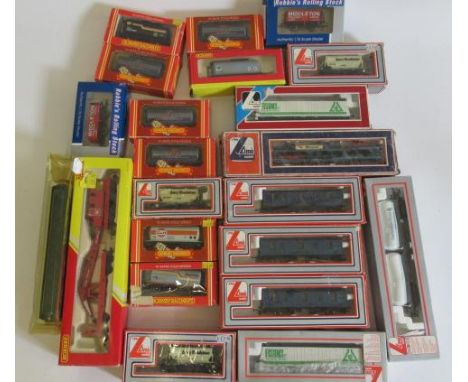 Modern image goods rolling stock by Hornby and Lima, all items boxed, G-E