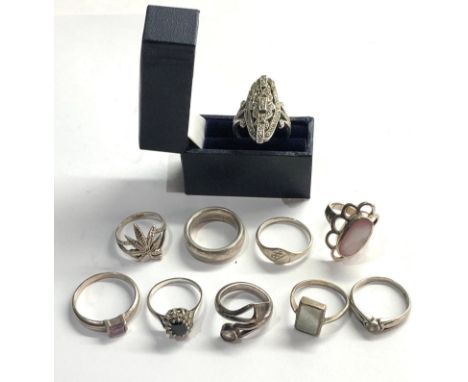 Selection of 10 vintage silver rings 