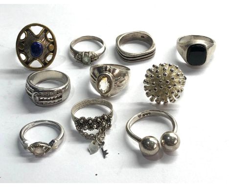 Selection of 10 vintage silver rings 