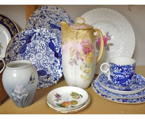 Ceramics - Royal Crown Derby Aesthetic Movement blue and white tea ware and plates; a Royal Copenhagen ovoid vase; Spode leaf