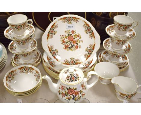 A Colclough 33 piece tea service