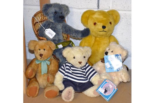 tails & tales teddy bear
