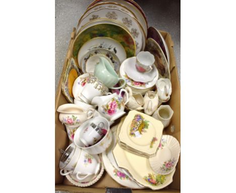 Ceramics - a Royal Tara tea service for six; collectors plates; Royal Worcester; Royal Albert; etc