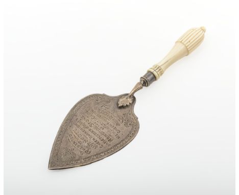 Bone handled silver presentation trowel dates for Birmingham 1902, 24cm