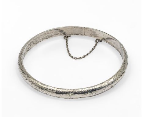 Silver bangle