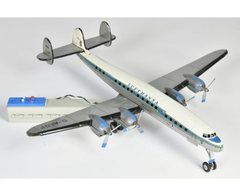 Tippco, Lufthansa Flugzeug mit Gama Fernsteuerung, W,-Germany, 48 cm, Bat. Antrieb ok, min. LM, Z 2-