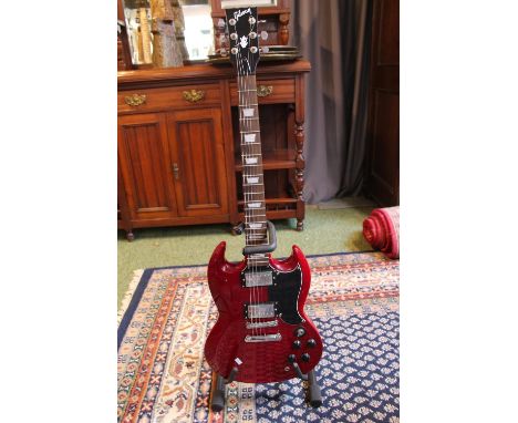 Cased (Replica) Gibson Style Electric Guitar with Red Body