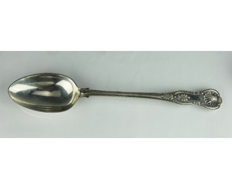 A silver Kings pattern basting spoon, William Hutton & Sons Ltd, London 1901, 31cm long, weight 6.6ozt