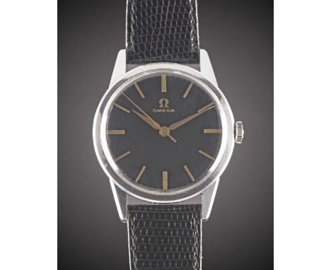 A GENTLEMAN'S STAINLESS STEEL OMEGA WRIST WATCHCIRCA 1960, REF. 14392-3-SC WITH BLACK "PINSTRIPE" DIALMovement: 17J, manual w