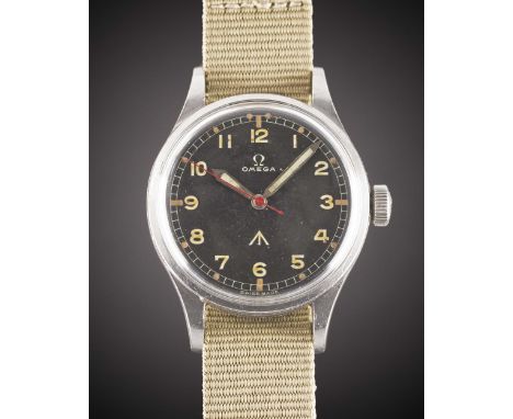 A RARE GENTLEMAN'S STAINLESS STEEL ROYAL RHODESIAN AIR FORCE MILITARY OMEGA PILOTS WRIST WATCHDATED 1957, REF. 2777-4 SC WITH