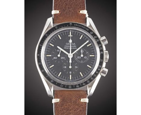 A GENTLEMAN'S STAINLESS STEEL OMEGA SPEEDMASTER PROFESSIONAL CHRONOGRAPH WRIST WATCHCIRCA 1997, REF. 145.0022 / 345.0022 WITH