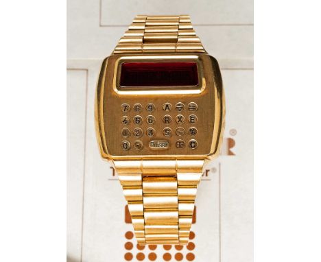 A RARE GENTLEMAN'S 18K SOLID YELLOW GOLD PULSAR TIME COMPUTER CALCULATOR LED BRACELET WATCHDATED 1975, LIMITED EDITION OF 100