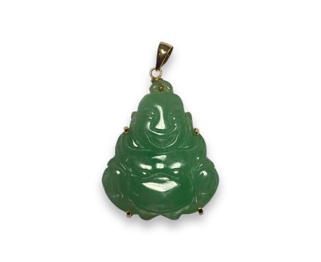 Jade Pendant in the form of a Buddha set in 14ct Yellow Gold Weighing 7.34 grams 