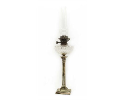 An Edwardian Corinthian column oil lamp, with Hinks No.2 Lever burner, with chimney, total height 75cm
