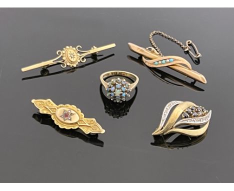 9 carat gold jewellery including opal cluster ring, various gem set bar brooches, Modernist sapphire and diamond leaf brooch,