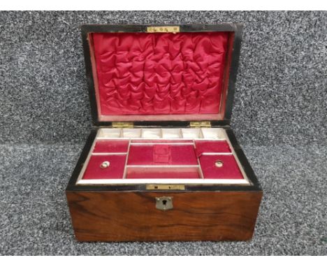Vintage Walnut jewellery box with original insert