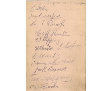 ENGLAND FOOTBALL: A vintage page removed from an autograph album individually signed by twelve members of an England football