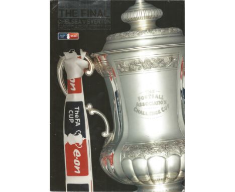 Football Vintage programme Chelsea v Everton FA Cup Final Wembley Stadium 30th May 2009. Good Condition. All autographs are g