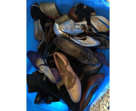 A collection of vintage shoes to include leather shoes, silver dance shoes form the 1920/30/40 &amp; 50's (15 pairs approx)