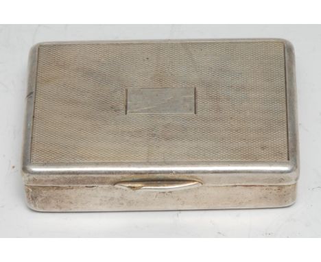 A George V silver rounded rectangular snuff box, engine-turned hinged cover and base, bowed thumbpiece, 7.5cm wide, Thomas Du