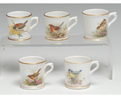 A Royal Worcester miniature mugs, painted by W Powell, with Robin, gilt line border, 3.5cm high, crown and circle mark in puc
