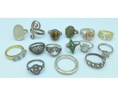 An 18ct white gold cluster ring, 3g, M, thirteen silver rings including one enamelled Art Deco ring, L, and one other ring (1