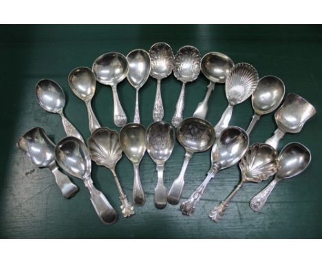 A collection of approx 19 silverplated caddy spoons 