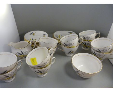 A Colclough Part tea service