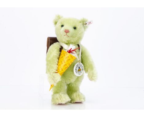 A Steiff limited Club Edition 1998 School Starter Bear,  1532 for the year, in original box with certificate and outer box