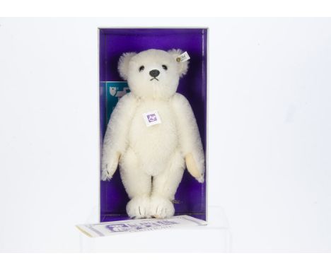 A Steiff limited edition for FAO Schwarz replica 1909  White Teddy Bear, 865 of 2000, in original box with plastic lid and ce