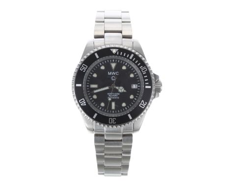 MWC 1000ft/300m Military automatic stainless steel diver's wristwatch, serial no. 1006/7000, black dial with circled L, lumin