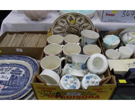 Box of Wedgwood clementine pattern trinket pots, vases and a selection of large mugs, decorative plate etc
