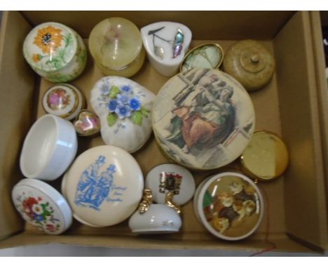 2 boxes of pill pots/ trinket pots